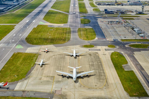 Gatwick airport taxi